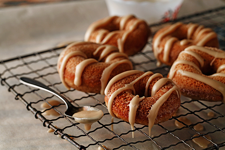 Maple Baked Doughnuts Recipe