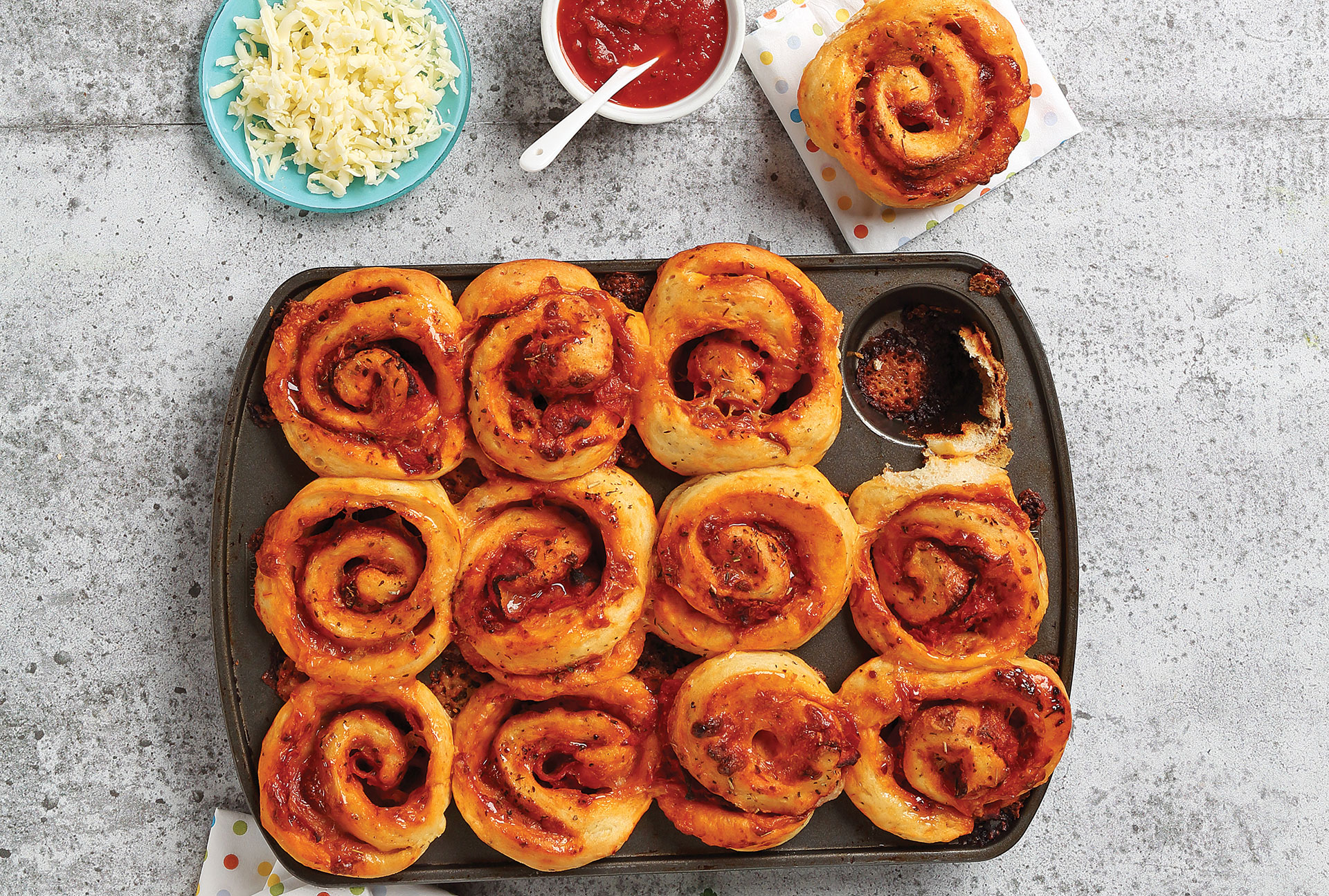Pizza swirl rolls recipe